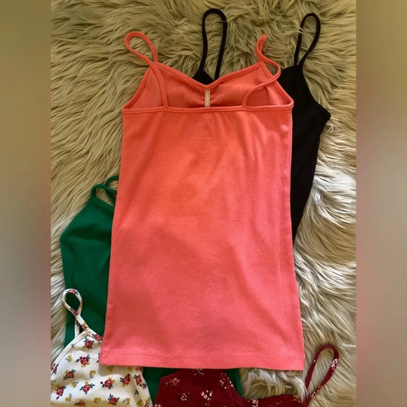 Five No boundaries tank tops NWOT small - Picture 9 of 10